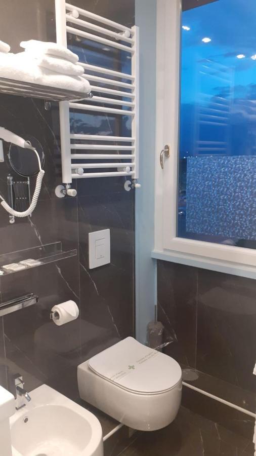 Pescara Centro Luxury Suite II Deluxe Rooms Ngoại thất bức ảnh